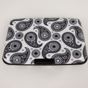 Shell-D Wallet Credit Card Protector Unisex Paisley Black & White Hard Case